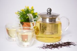 Comment différencier le thé vert du thé noir ?